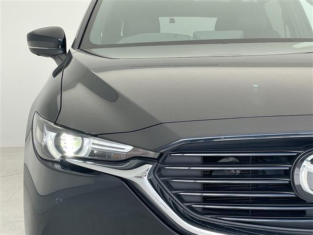 【　ＬＥＤヘッドライト　】悪天候や夜間の走行も視界良好で安心してお乗りいただけます。