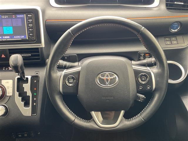 【　ステアリング　】ステアリングはとても綺麗な状態です。