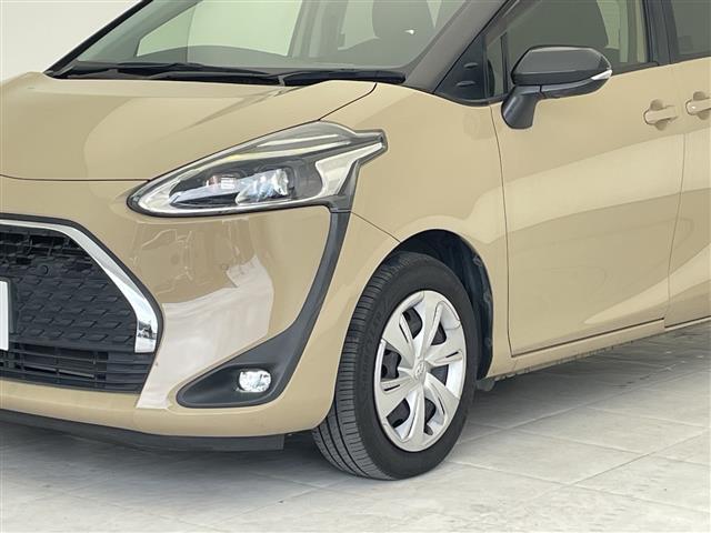 【コーナーセンサー】障害物が近づくと音で教えてくれます。また、近づけば近づくほど音も変わりより分かりやすくなっております。