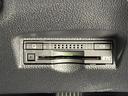 プリウス Ａ　禁煙車　純正９型ナビ　ＤＶＤ　Ｂｌｕｅｔｏｏｔｈ　フルセグＴＶ　トヨタセーフティセンス　前後ドラレコ　ブラインドスポットモニター　ヘッドアップディスプレイ　社外アルミホイール　オートハイビーム　ＥＴＣ（5枚目）