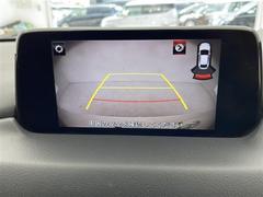 【　バックカメラ　】駐車が苦手な方でも映像で後方の安全確認もしっかり♪見えない死角の部分や距離感などモニター確認することが可能です！ 5