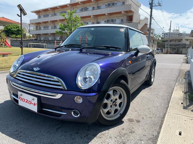 ＭＩＮＩ クーパー　本土仕入れ車両　ブラックアイパープルＭ　ルーフホワイト　ＥＴＣ（3枚目）