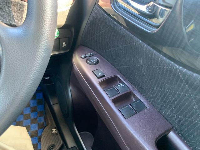 Ｎ－ＯＮＥ プレミアム　ツアラー　本土仕入れ車両　ターボ　プッシュスタート　スマートキー　スペアキー　ナビＴＶ　ＥＴＣ　純正１４インチアルミ（20枚目）