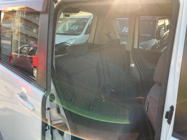 ソリオ Ｓ　本土中古車　ナビ　ワンセグＴＶ　Ｂｌｕｅｔｏｏｔｈオーディオ　前後ドライブレコーダー　ＥＴＣ　両側パワースライドドア（11枚目）