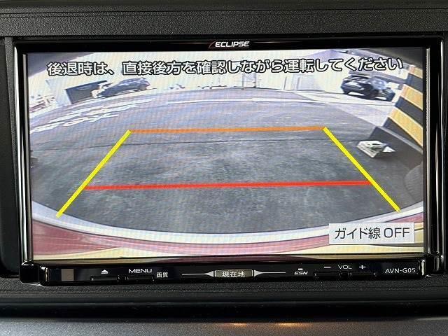 バックカメラも装備で駐車時も安心ですね。
