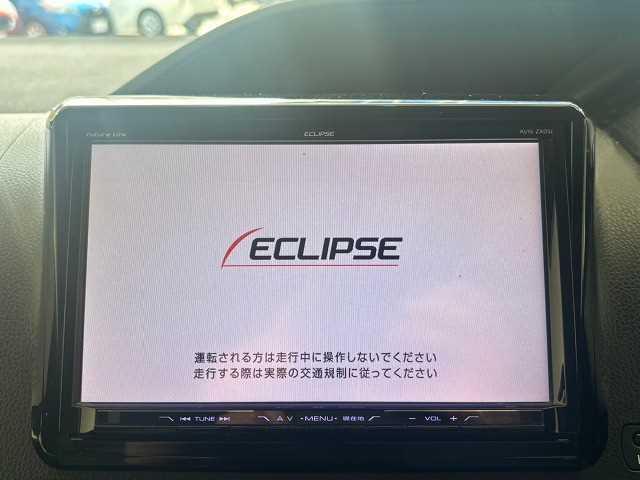 【ナビゲーション】付きの車両です。初めての場所でもこれが付いていればどこへでも行くことができますね♪