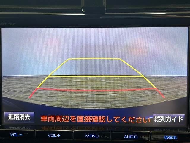 バックカメラ装備で駐車時も安心ですね。