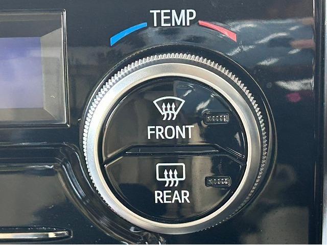 アルファード Ｇ　純正ＳＤナビ　バックカメラ　両側電動スライドドア　クルコン　ＥＴＣ車載器　メモリー付きパワーシート　オートエアコン　スマートキー　プッシュスタート　オートライト　ＬＥＤヘッドライト　オットマン（30枚目）