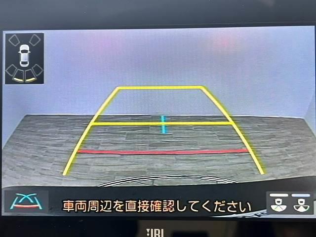 バックカメラ装備で駐車時も安心ですね。