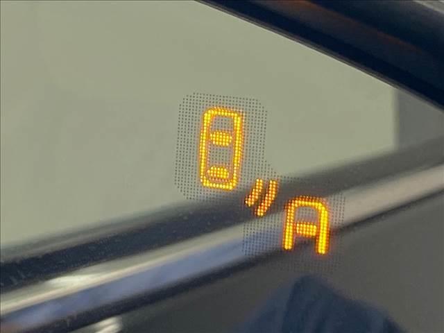 【ブラインドスポットモニター（ＢＳＭ）】車線変更時に車両後方から来る車両を検知し安全をサポートする装置です。
