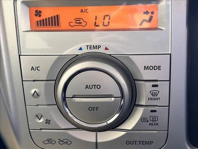 Ｘターボ　バックカメラ　衝突軽減　衝突軽減　シートヒーター　アイドリングストップ　オートライト　フォグランプ　スマートキー　プッシュスタート　オートエアコン　パワーウィンドウ　ＳＲＳエアバック(8枚目)