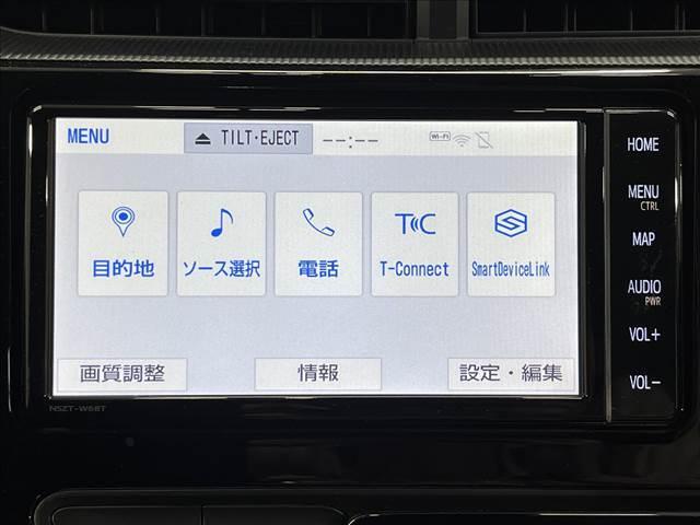 トヨタ純正ＳＤナビを装備。フルセグ・ブルートゥース接続も可能です。