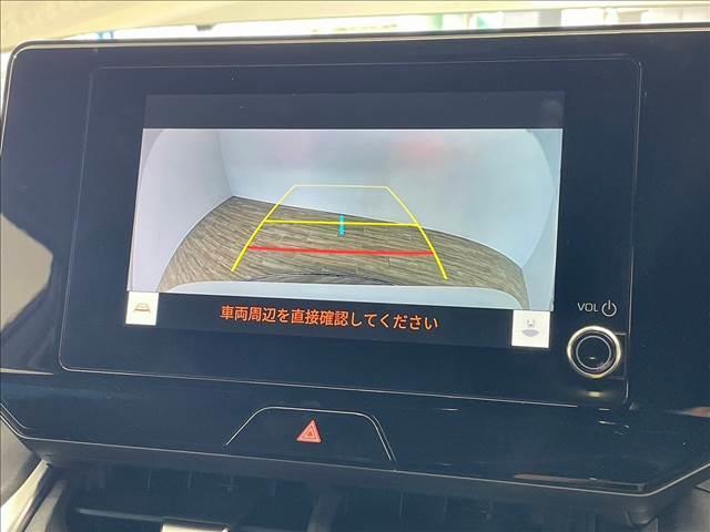 バックカメラ装備で駐車時も安心ですね。