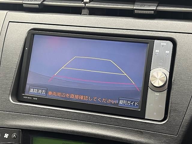 バックカメラも装備で駐車時も安心ですね。