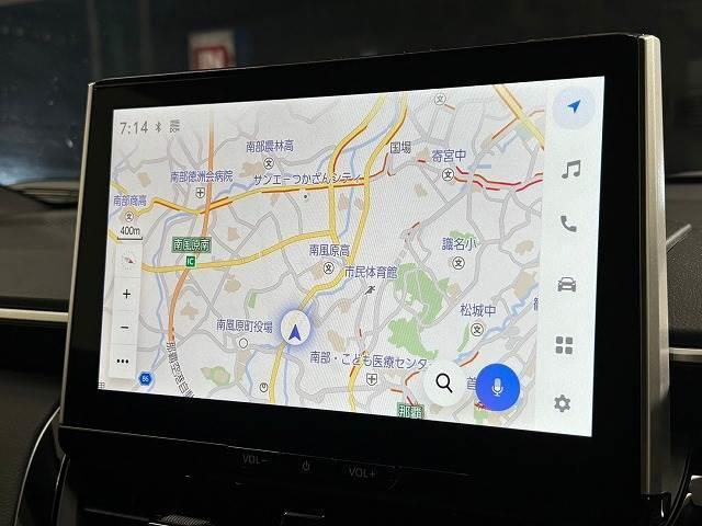 【純正ディスプレイオーディオ】一体感のあるディスプレイオーディオは、高級感ある車内を演出してくれます。Ｂｌｕｅｔｏｏｔｈ再生などオーディオ機能も充実しておりますので、運転もより楽しめます♪
