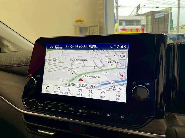 【純正ナビ】一体感のあるナビは、高級感ある車内を演出してくれます。Ｂｌｕｅｔｏｏｔｈ再生などオーディオ機能も充実しておりますので、運転もより楽しめます♪