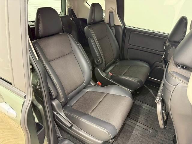 フリードハイブリッド ハイブリッド・クロスター 1オーナー 純正9型ナビ フリップダウンモニター 衝突軽減 レーンキープアシスト クルーズコントロール 両側電動 コーナーセンサー 6人乗り Bluetooth ウォークスルー バックカメラ(11枚目)