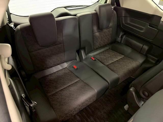 フリードハイブリッド ハイブリッド・クロスター 1オーナー 純正9型ナビ フリップダウンモニター 衝突軽減 レーンキープアシスト クルーズコントロール 両側電動 コーナーセンサー 6人乗り Bluetooth ウォークスルー バックカメラ(12枚目)