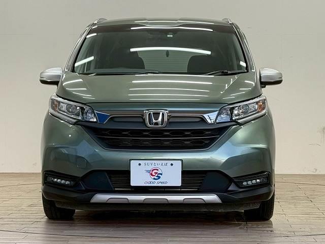 フリードハイブリッド ハイブリッド・クロスター 1オーナー 純正9型ナビ フリップダウンモニター 衝突軽減 レーンキープアシスト クルーズコントロール 両側電動 コーナーセンサー 6人乗り Bluetooth ウォークスルー バックカメラ(14枚目)