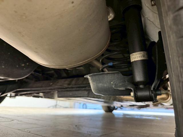 フリードハイブリッド ハイブリッド・クロスター 1オーナー 純正9型ナビ フリップダウンモニター 衝突軽減 レーンキープアシスト クルーズコントロール 両側電動 コーナーセンサー 6人乗り Bluetooth ウォークスルー バックカメラ(37枚目)