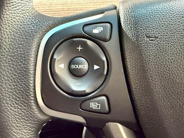 フリードハイブリッド ハイブリッド・クロスター 1オーナー 純正9型ナビ フリップダウンモニター 衝突軽減 レーンキープアシスト クルーズコントロール 両側電動 コーナーセンサー 6人乗り Bluetooth ウォークスルー バックカメラ(54枚目)