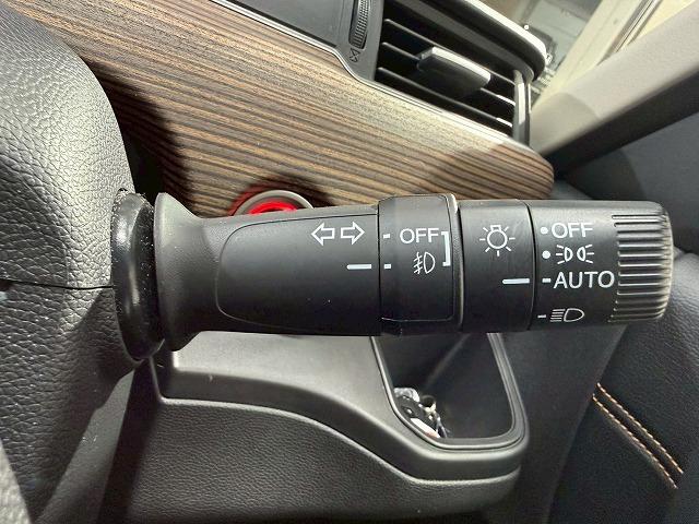 フリードハイブリッド ハイブリッド・クロスター 1オーナー 純正9型ナビ フリップダウンモニター 衝突軽減 レーンキープアシスト クルーズコントロール 両側電動 コーナーセンサー 6人乗り Bluetooth ウォークスルー バックカメラ(57枚目)