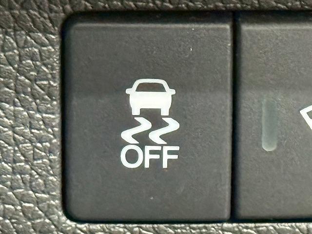 フリードハイブリッド ハイブリッド・クロスター 1オーナー 純正9型ナビ フリップダウンモニター 衝突軽減 レーンキープアシスト クルーズコントロール 両側電動 コーナーセンサー 6人乗り Bluetooth ウォークスルー バックカメラ(62枚目)