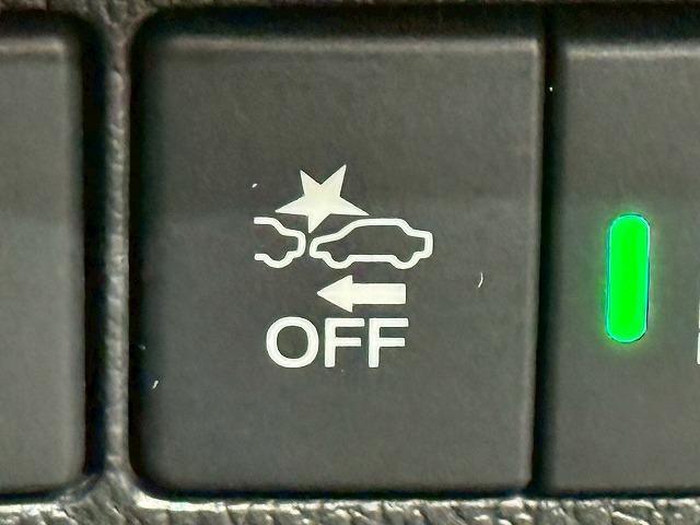 フリードハイブリッド ハイブリッド・クロスター 1オーナー 純正9型ナビ フリップダウンモニター 衝突軽減 レーンキープアシスト クルーズコントロール 両側電動 コーナーセンサー 6人乗り Bluetooth ウォークスルー バックカメラ(64枚目)