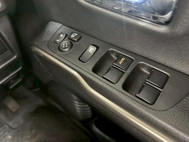 ハスラー JスタイルII 全方位モニター 衝突軽減ブレーキ 追従式クルーズコントロール レーンキープ 障害物センサー シートヒーター プッシュスタート スマートキー ステアリングスイッチ LEDヘッドライト 純正アルミホイール(64枚目)