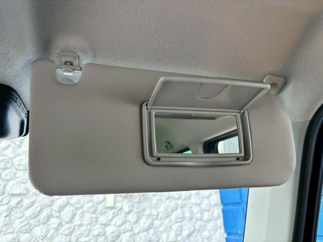 自宅に居ながらスマートフォンで商談!MEGA SUV南風原店ではWEB商談サービスを導入しています。詳細は店舗までお問合せ下さい!TEL:098-996-4242