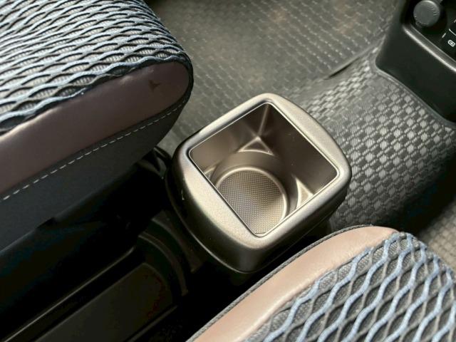 自宅に居ながらスマートフォンで商談!MEGA SUV南風原店ではWEB商談サービスを導入しています。詳細は店舗までお問合せ下さい!TEL:098-996-4242