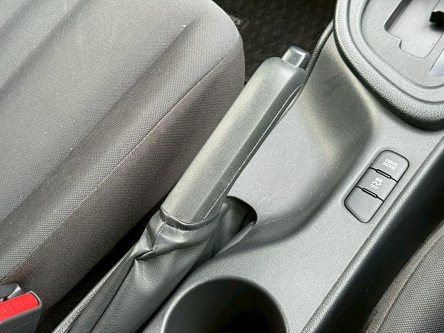 ヤリス X モデリスタアルミ アダプティブクルーズコントロール オートマチックハイビーム 衝突軽減ブレーキ レーンキープ Bluetooth アップルカープレイ バックカメラ ステアリングスイッチ ETC(38枚目)