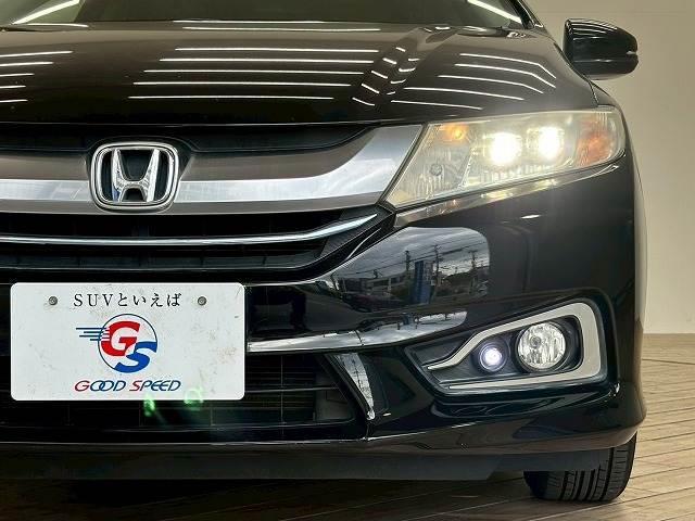 グレイス ハイブリッドLX クルーズコントロール 衝突軽減ブレーキ バックカメラ プッシュスタート Bluetooth スマートキー オートライト ドライブレコーダー ステアリングスイッチ ETC フォグライト CD/DVD再生(19枚目)