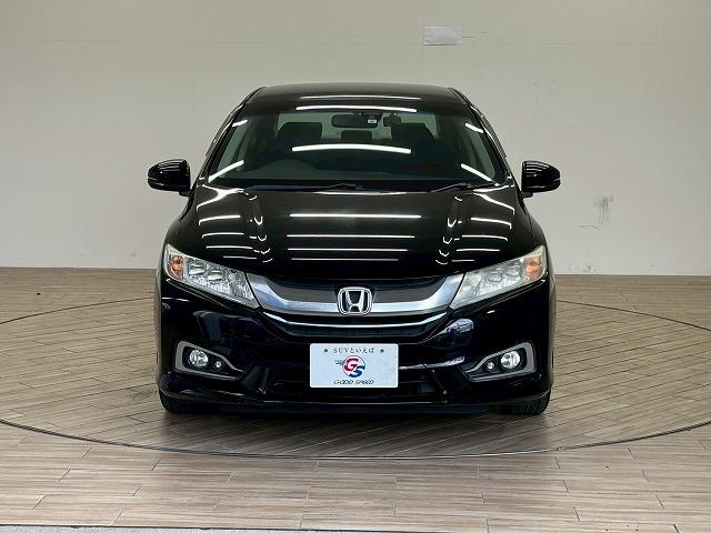 グレイス ハイブリッドLX クルーズコントロール 衝突軽減ブレーキ バックカメラ プッシュスタート Bluetooth スマートキー オートライト ドライブレコーダー ステアリングスイッチ ETC フォグライト CD/DVD再生(26枚目)