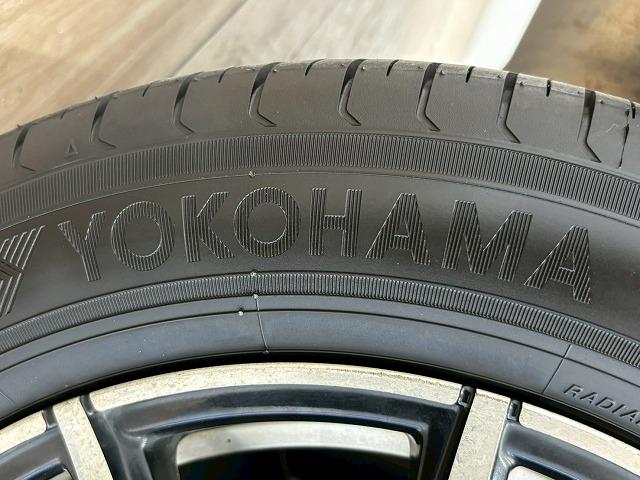 グレイス ハイブリッドLX クルーズコントロール 衝突軽減ブレーキ バックカメラ プッシュスタート Bluetooth スマートキー オートライト ドライブレコーダー ステアリングスイッチ ETC フォグライト CD/DVD再生(30枚目)