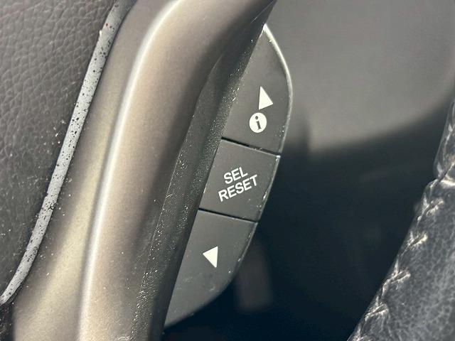 グレイス ハイブリッドLX クルーズコントロール 衝突軽減ブレーキ バックカメラ プッシュスタート Bluetooth スマートキー オートライト ドライブレコーダー ステアリングスイッチ ETC フォグライト CD/DVD再生(56枚目)