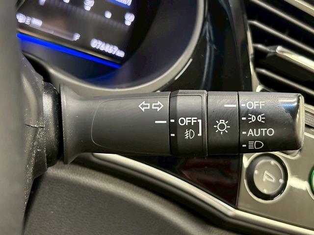 グレイス ハイブリッドLX クルーズコントロール 衝突軽減ブレーキ バックカメラ プッシュスタート Bluetooth スマートキー オートライト ドライブレコーダー ステアリングスイッチ ETC フォグライト CD/DVD再生(58枚目)