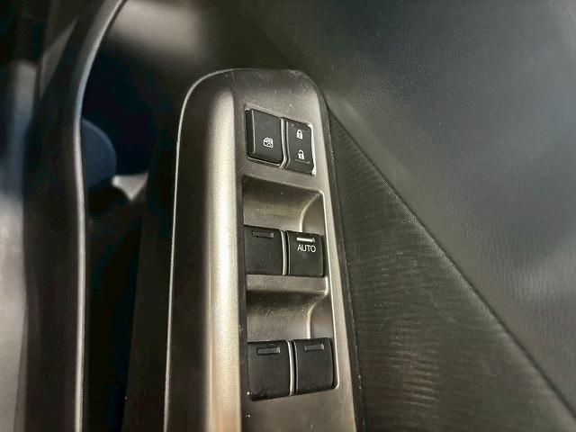 グレイス ハイブリッドLX クルーズコントロール 衝突軽減ブレーキ バックカメラ プッシュスタート Bluetooth スマートキー オートライト ドライブレコーダー ステアリングスイッチ ETC フォグライト CD/DVD再生(73枚目)