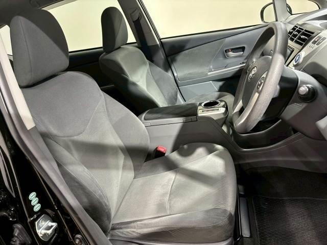 ブラックを基調とした、洗練されたインテリアは一見の価値あり。各種オプションも取り揃え「室内消臭」「室内クリーニング」も専門業者に委　託できます。