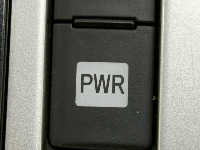 自宅に居ながらスマートフォンで商談！ＭＥＧＡ　ＳＵＶ南風原店ではＷＥＢ商談サービスを導入しています。詳細は店舗までお問合せ下さい！ＴＥＬ：０９８－９９６－４２４２