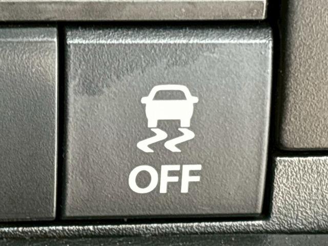 自宅に居ながらスマートフォンで商談！ＭＥＧＡ　ＳＵＶ南風原店ではＷＥＢ商談サービスを導入しています。詳細は店舗までお問合せ下さい！ＴＥＬ：０９８－９９６－４２４２