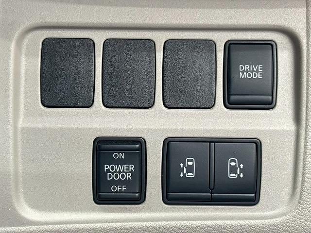 お問い合わせはお気軽に！【０９８－９９６－４２４２】　弊社ホームページもご覧ください。【ＭＥＧＡ　ＳＵＶ南風原】で検索！