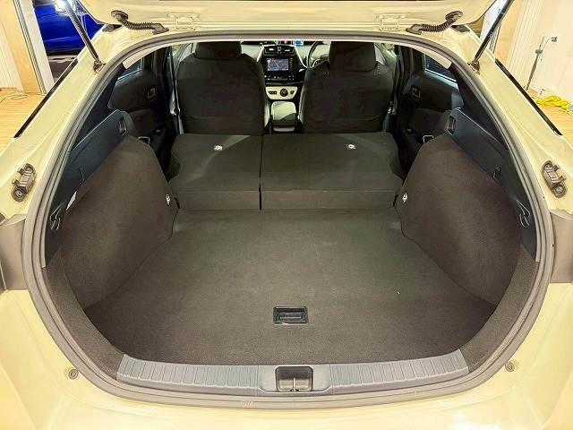 【トランクルーム】趣味が広がる収容スペース！これだけの広さがあればお買い物やレジャーなどにも最適です！使用感も少なくきれいな状態を維持しております。