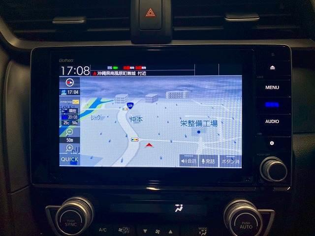 【純正ナビ】一体感のあるナビは、高級感ある車内を演出してくれます。Ｂｌｕｅｔｏｏｔｈ再生などオーディオ機能も充実しておりますので、運転もより楽しめます♪