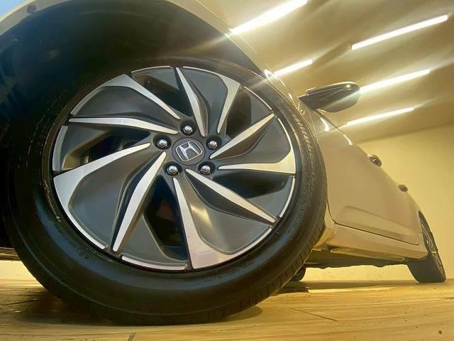 インサイト ＥＸ　オートクルーズコントロール　コーナーセンサー　レーンキープ　パワーシート　ブラインドスポットモニター　衝突軽減ブレーキ　Ｂｌｕｅｔｏｏｔｈ　ＬＥＤヘッドライト　プッシュスタート　バックカメラ（19枚目）