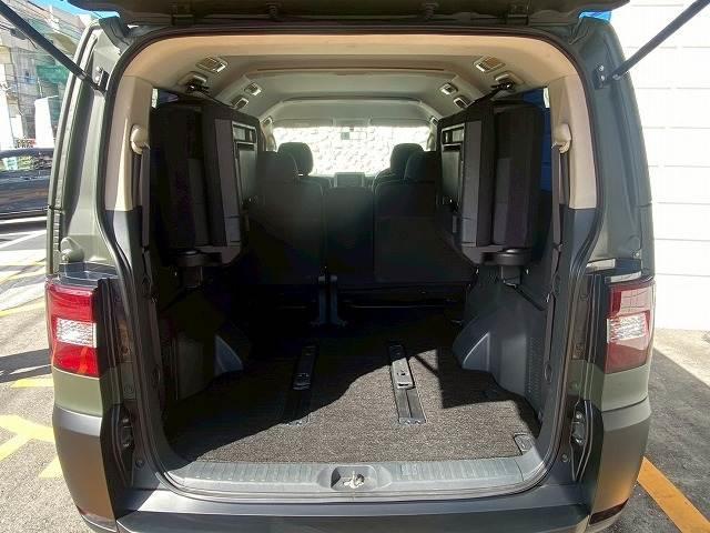 【トランクルーム】趣味が広がる収容スペース！これだけの広さがあればお買い物やレジャーなどにも最適です！使用感も少なくきれいな状態を維持しております。