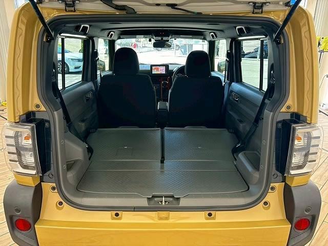 広々としたラゲッジルームは日常・レジャーに活躍する事間違いなし。アウトドアやお仕事でも活躍間違いなし。