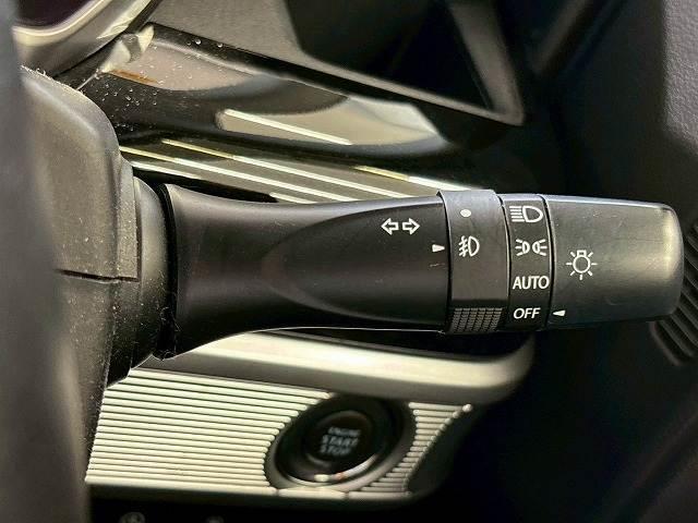 スペーシアカスタム ハイブリッドGS フルセグ 衝突軽減 シートヒーター コーナーセンサー ETC車載器 Bluetooth プッシュスタート オートライト ステアリングスイッチ フォグライト CD/DVD再生 オートエアコン(9枚目)