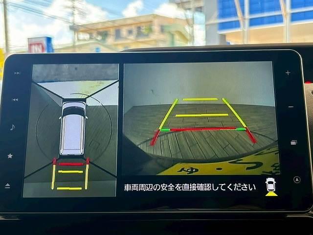 【パノラミックビューモニター】専用のカメラにより、上から見下ろしたような視点で３６０度クルマの周囲を確認することができます☆死角部分も確認しやすく、狭い場所での切り返しや駐車もスムーズに行えます。