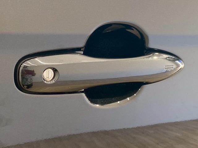 グッドスピードＭＥＧＡ　ＳＵＶ南風原店への電話にてのお問い合わせは０９８－９９６－４２４２までご連絡くださいませ。